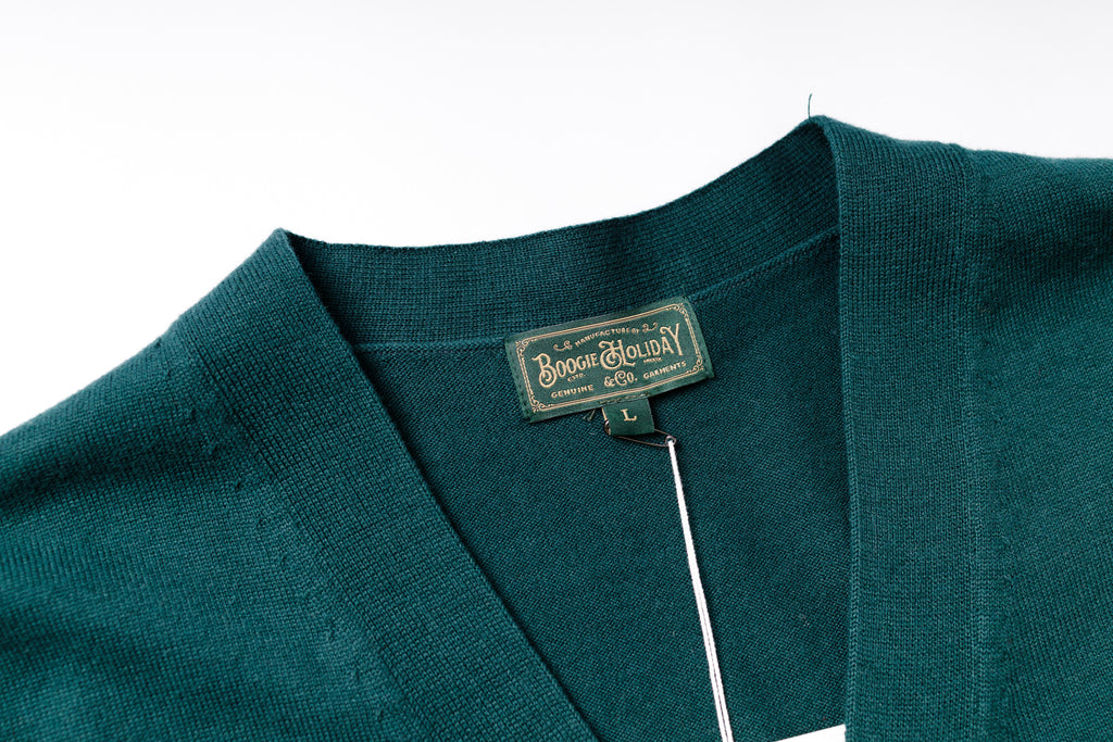 Essential Cardigan in Deep Green Collar View