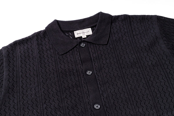 Mesh Knit Shirt in Black Collar View