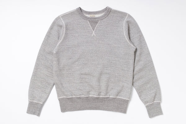 4-Needle Plain Sweatshirt in Grey Front View