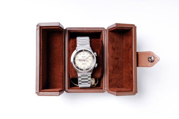 Diver Watch in a box view