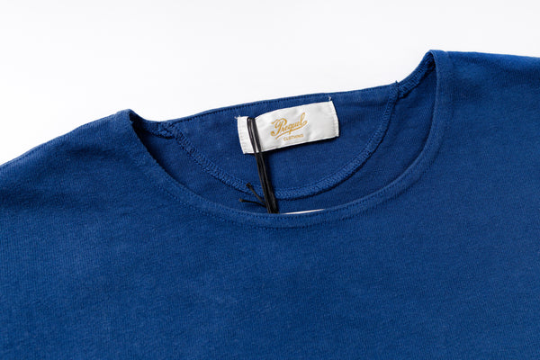 Stiff Cotton Boxy T-shirt in Navy Neck View