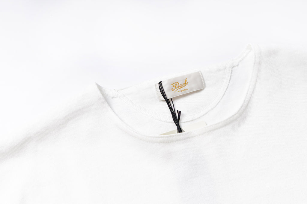 PREQUEL - Stiff Cotton T-shirt in White Neck View