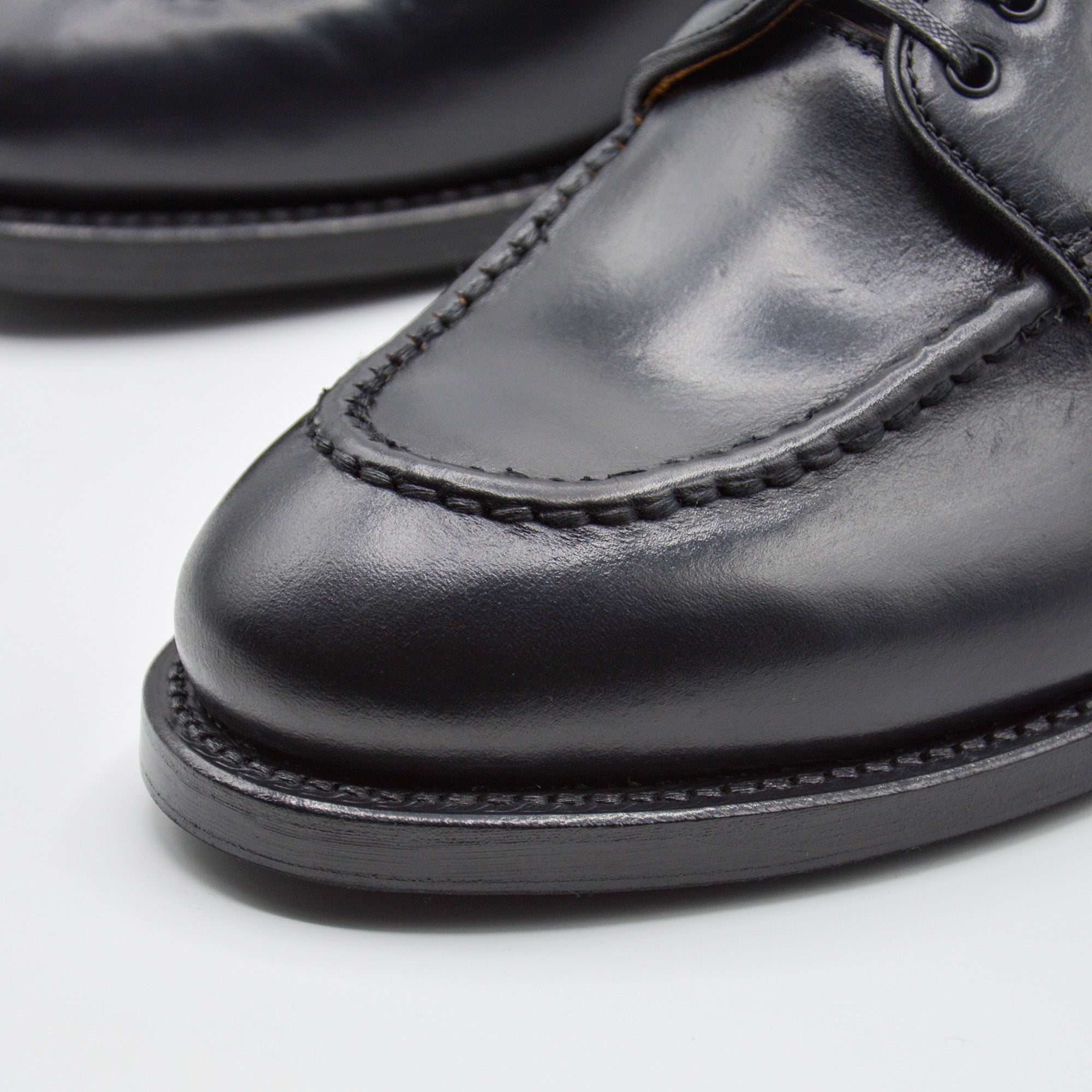 WHEEL ROBE - HEAVY STITCHING MOC TOE BLACK-2
