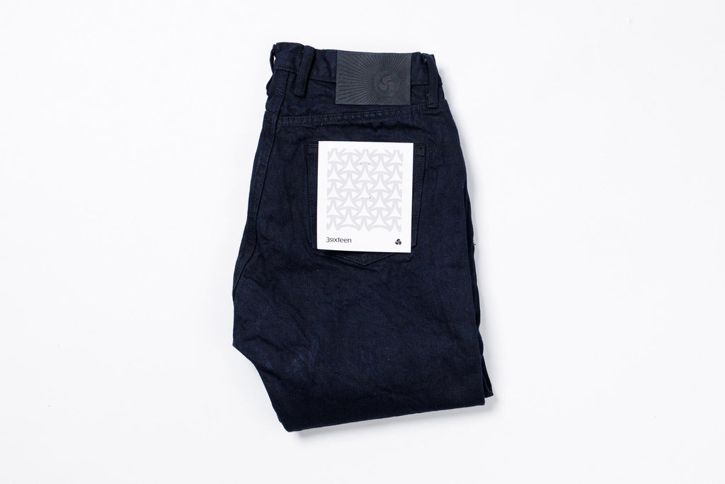 3SIXTEEN Classic Straight ⁠Jeans Front Folded
