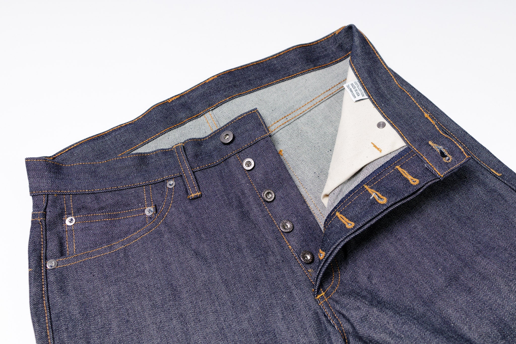 3SIXTEEN  Classic Tapered Jeans In Indigo, Top Half Front