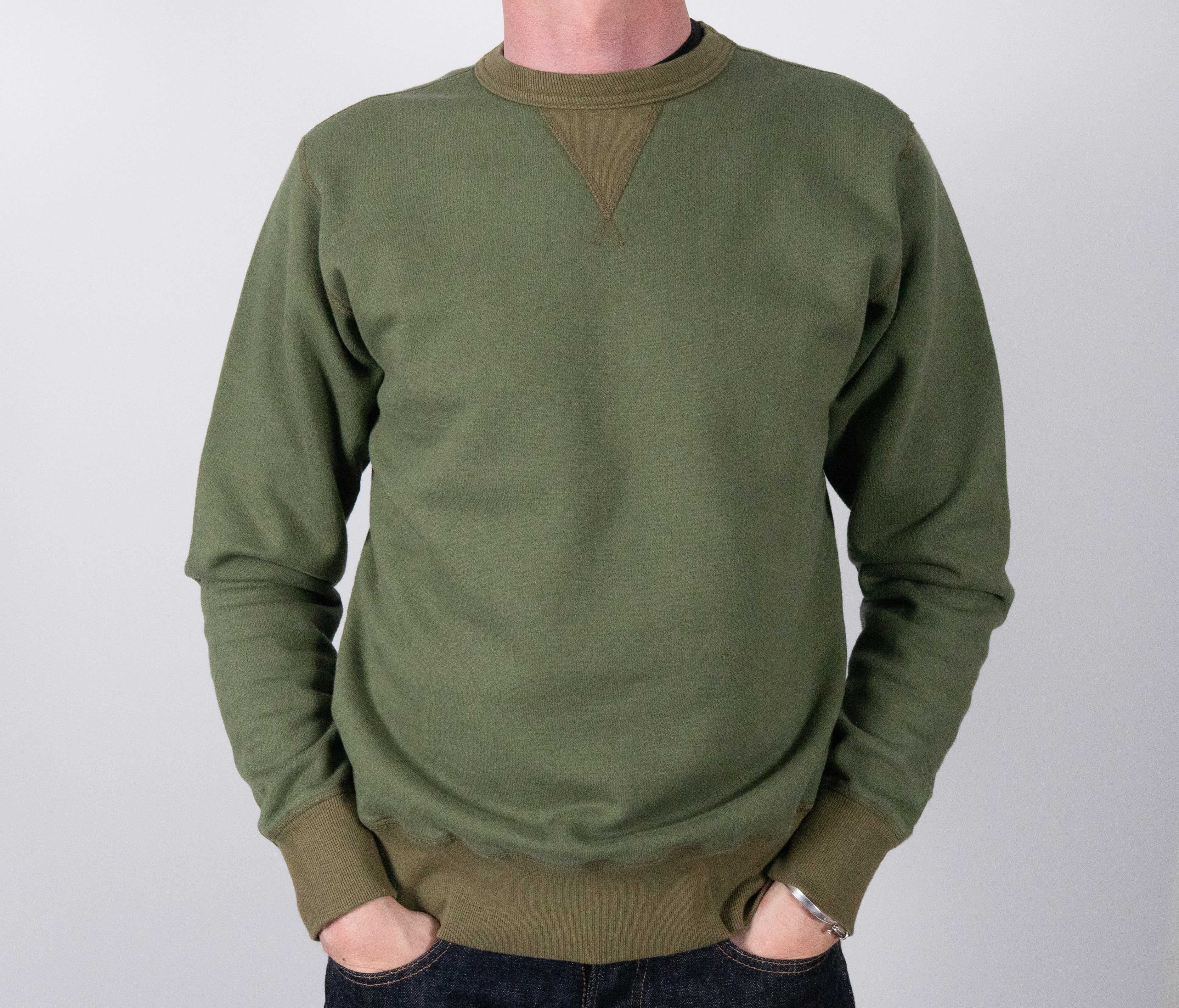 BUZZ RICKSON'S - 4-Needle Plain Sweatshirt in Olive-4