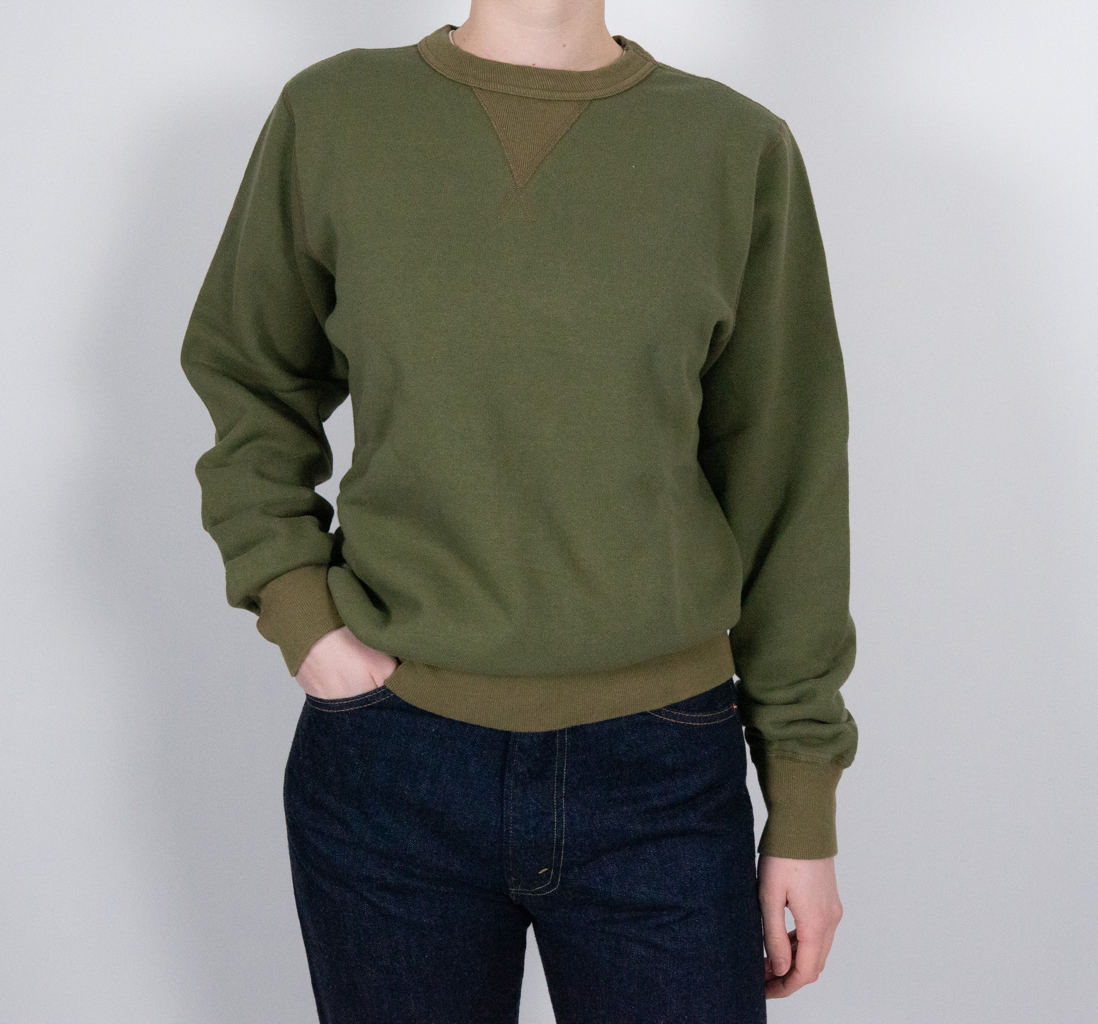 BUZZ RICKSON'S - 4-Needle Plain Sweatshirt in Olive-5