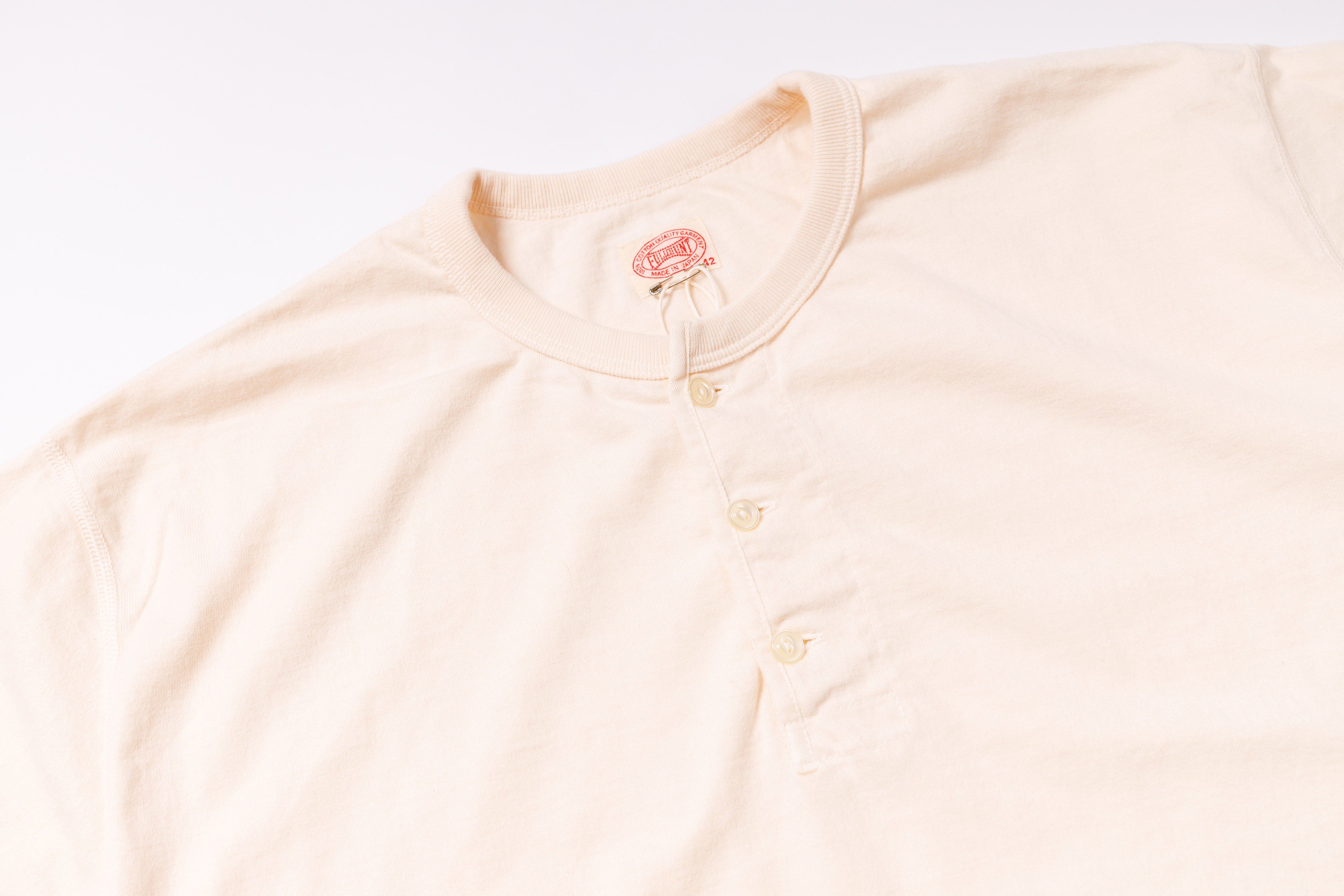 FULLCOUNT - Flat Seam Heavyweight Henley T Shirt in Ecru