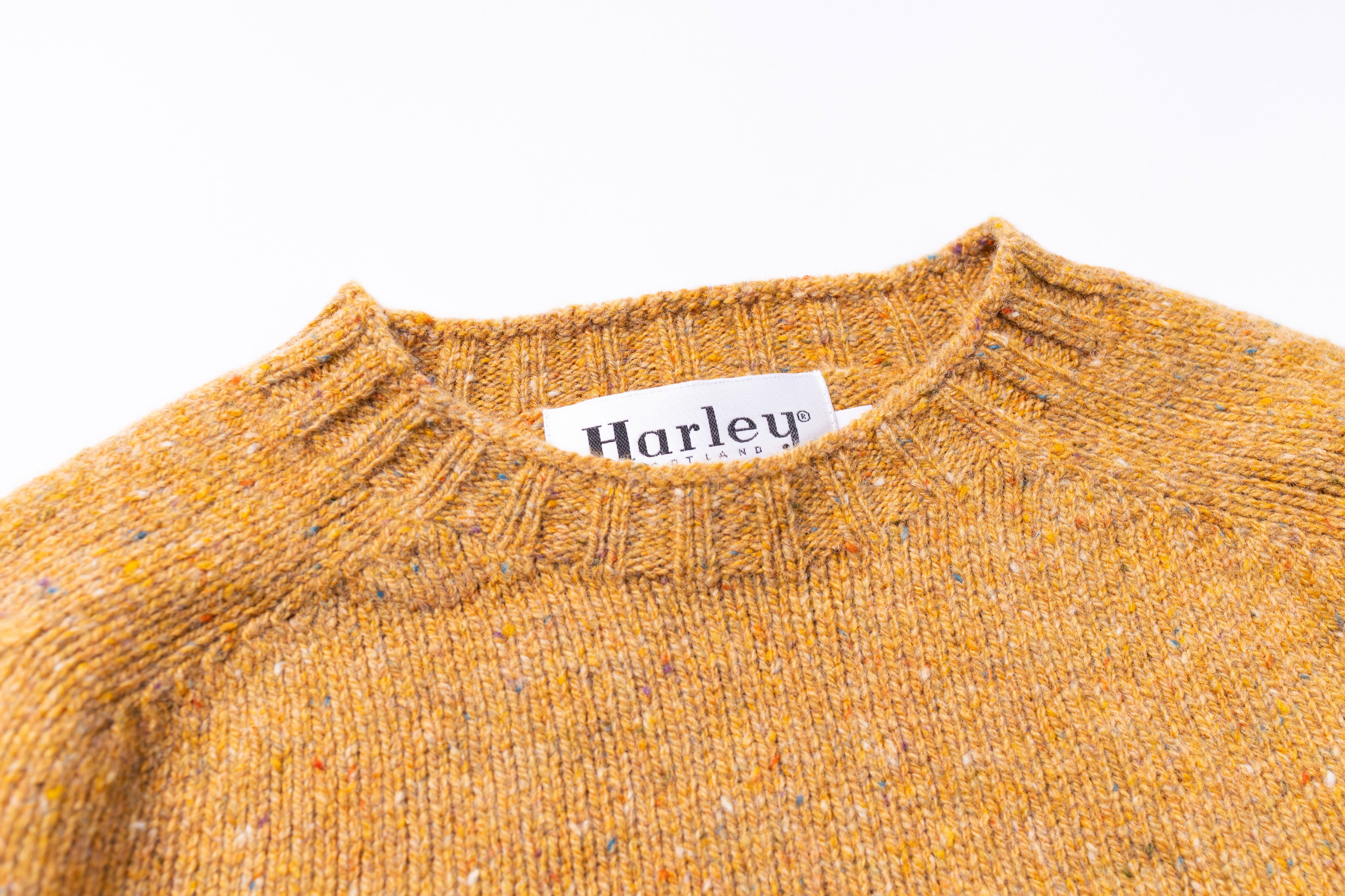 HARLEY OF SCOTLAND - Ladies Glenugie Nep Cropped Crew Neck Sweater in Barra-2
