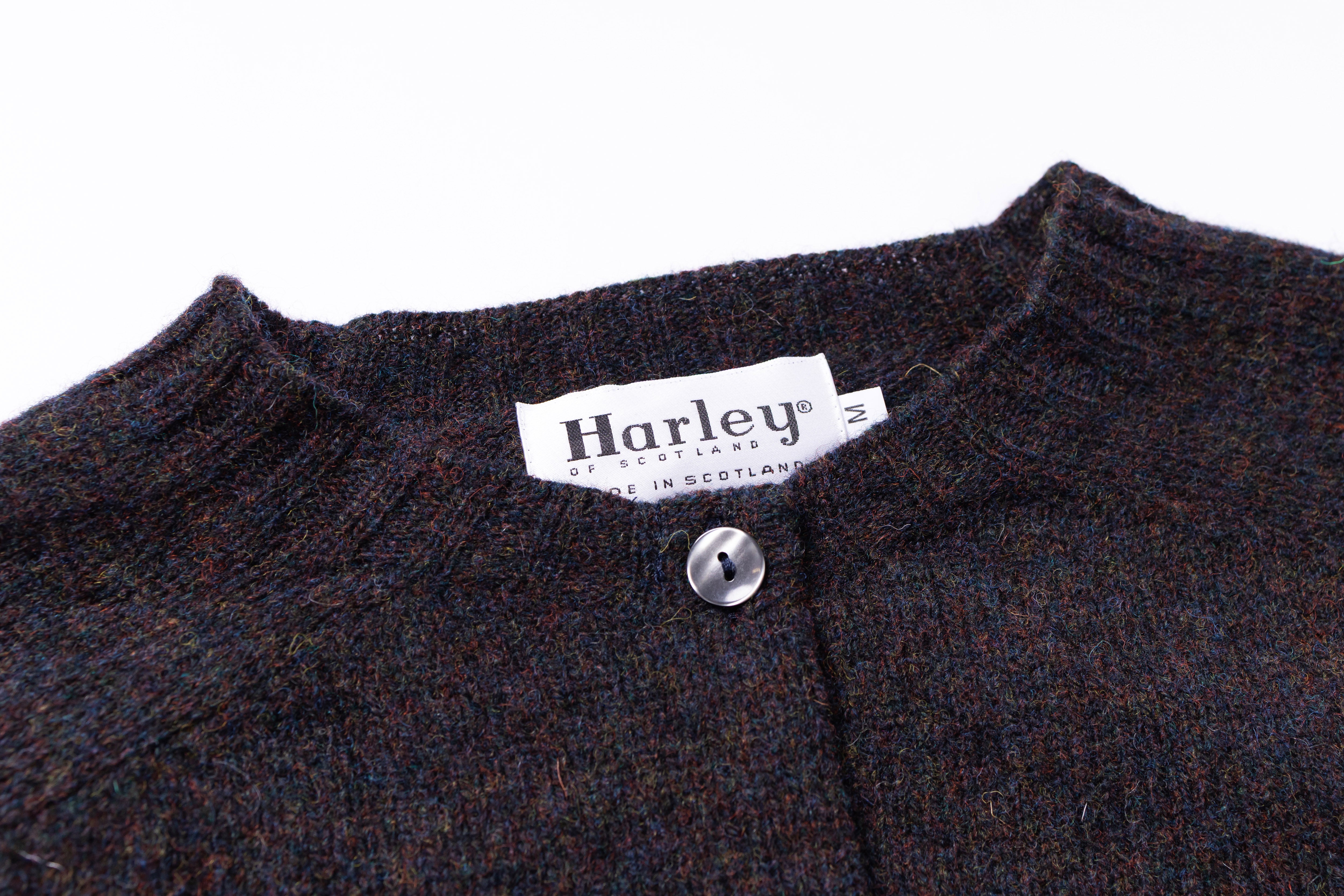 HARLEY OF SCOTLAND - Ladies Glenugie Soft Cropped Cardigan in Volcano-2