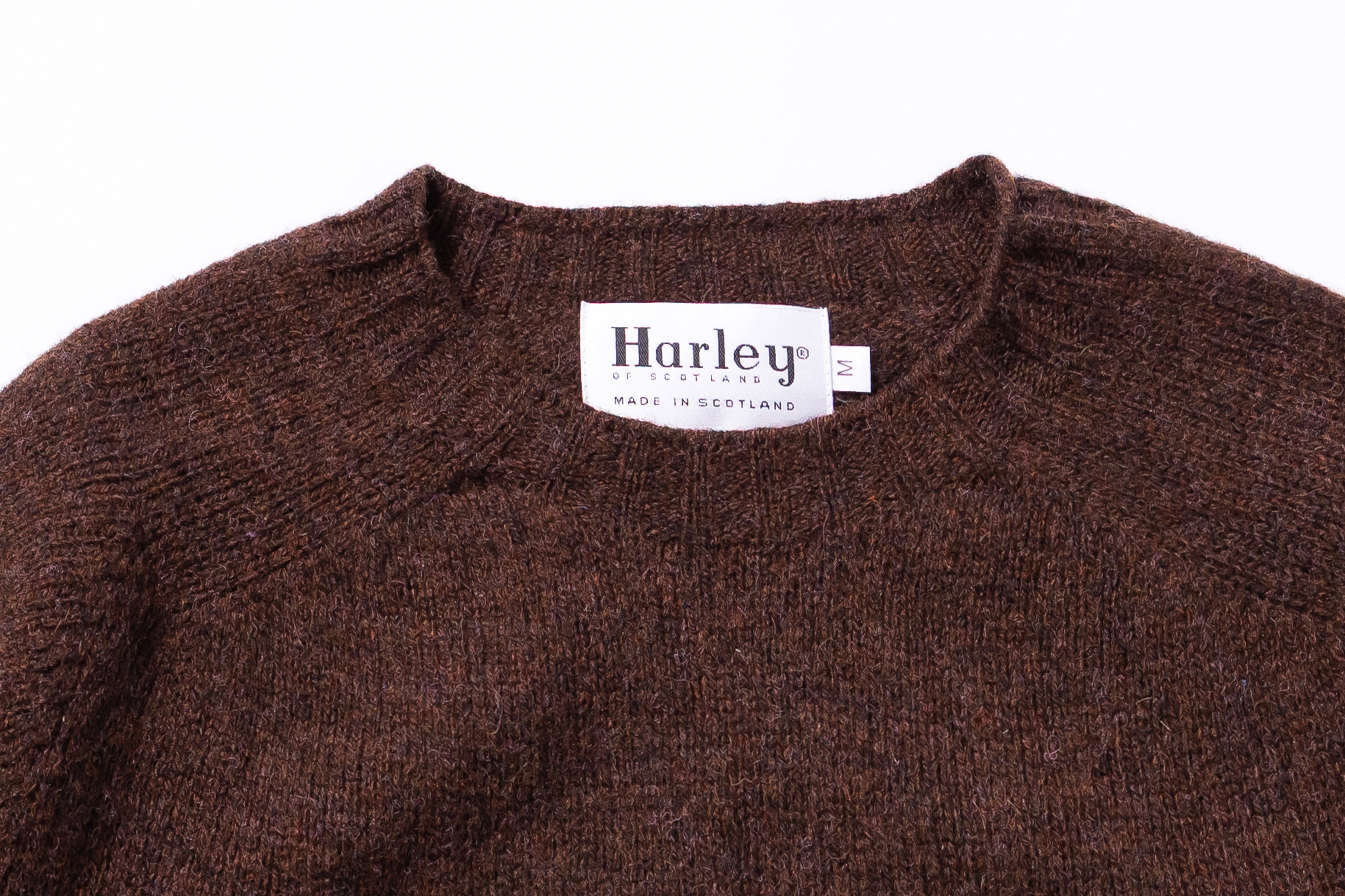 HARLEY OF SCOTLAND - Ladies Glenugie Soft Cropped Crew Neck in Marron-2