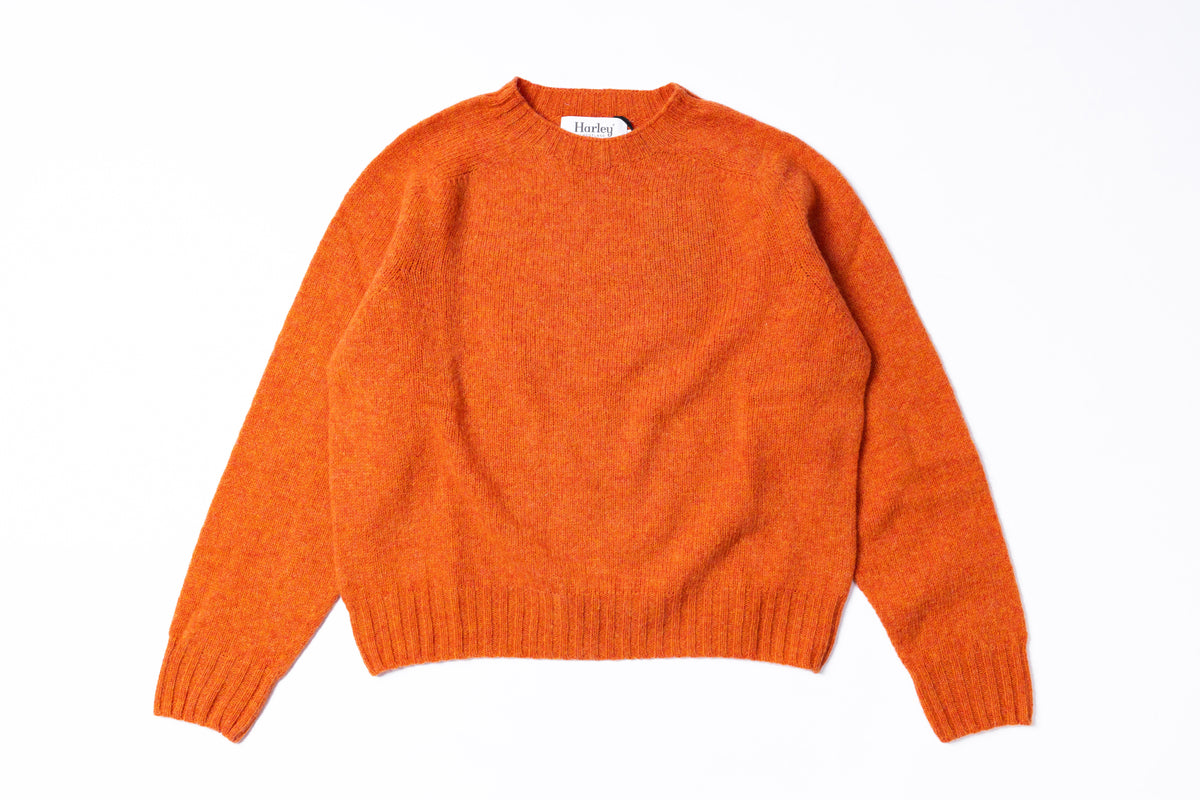 HARLEY OF SCOTLAND - Ladies Glenugie Soft Cropped Crew Neck in Satsuma
