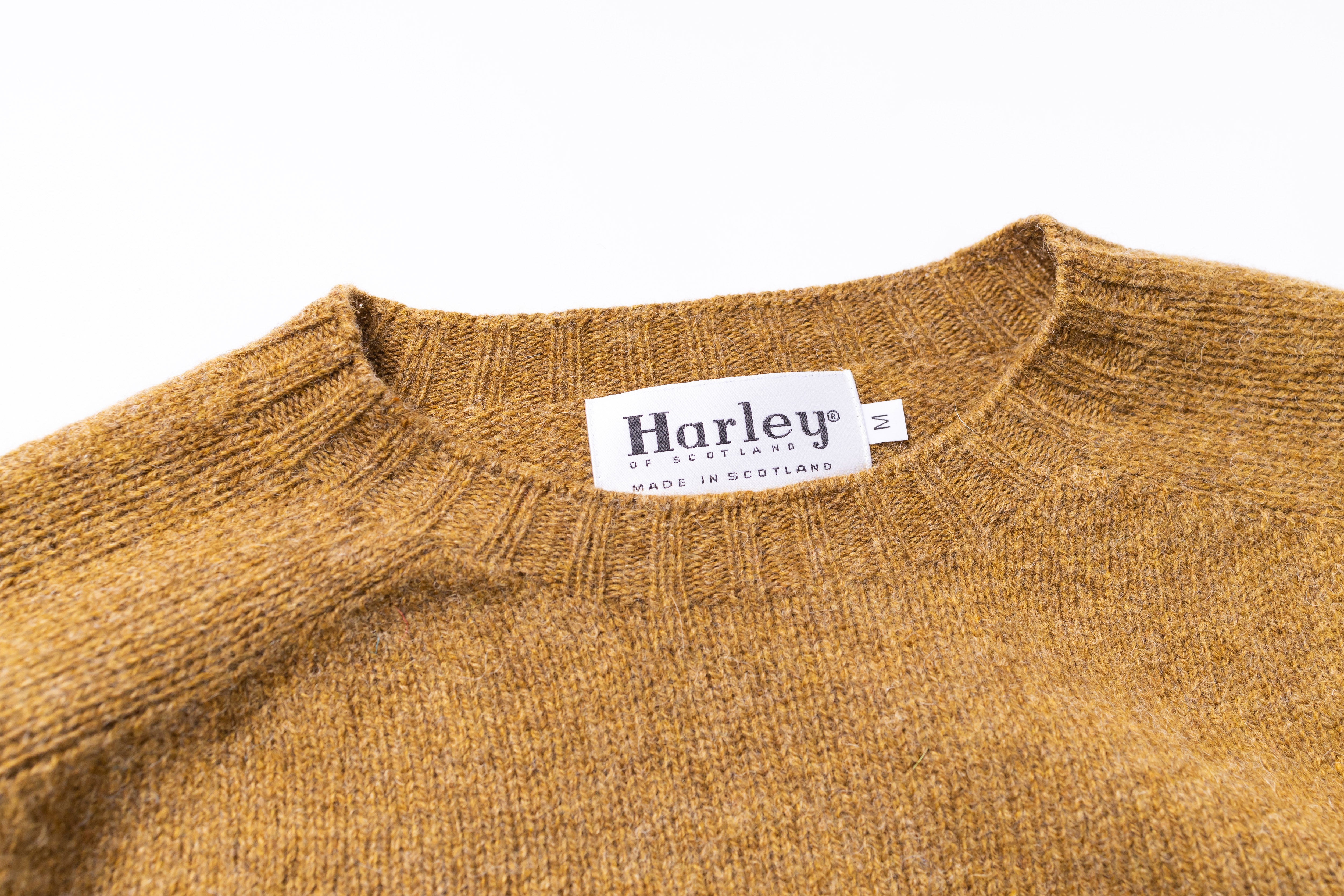 HARLEY OF SCOTLAND - Pure New Wool Crewneck Sweater in Coriander-3