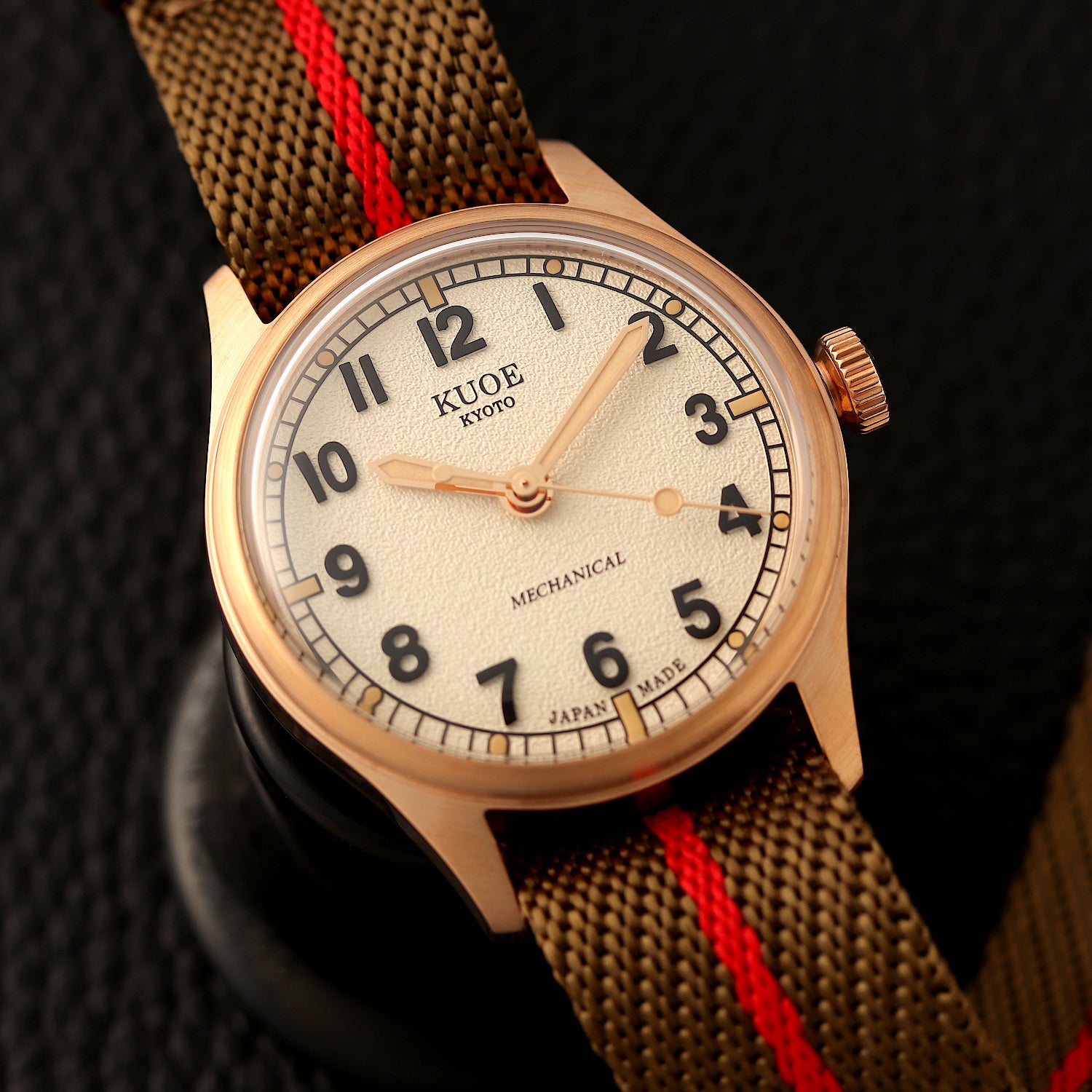 KUOE - Old Smith 90-002 35mm Bronze Case Ivory Dial No-Date Khaki x Red Nato