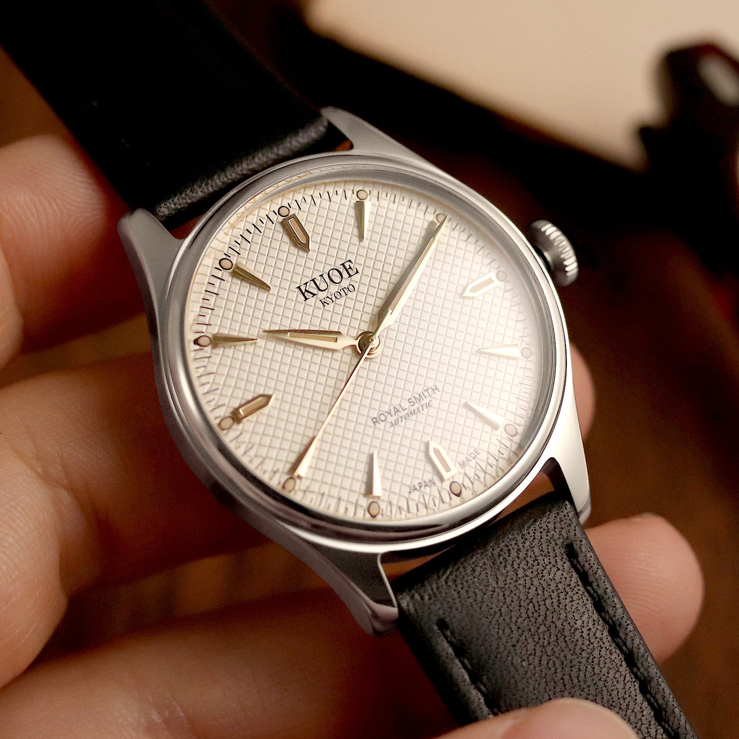 KUOE - Royal Smith 90-006 Silver Case Ivory Dial