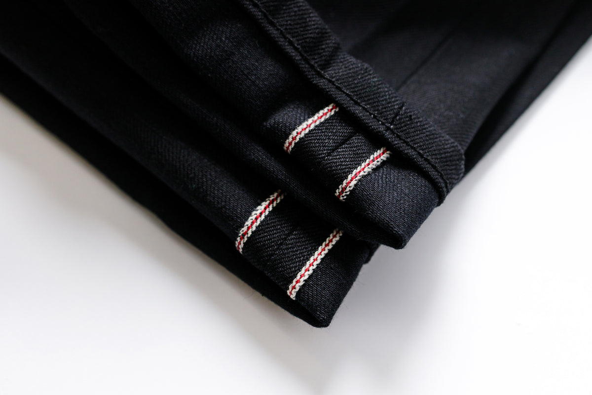 NAKED & FAMOUS DENIM - True Guy - Solid Black Selvedge