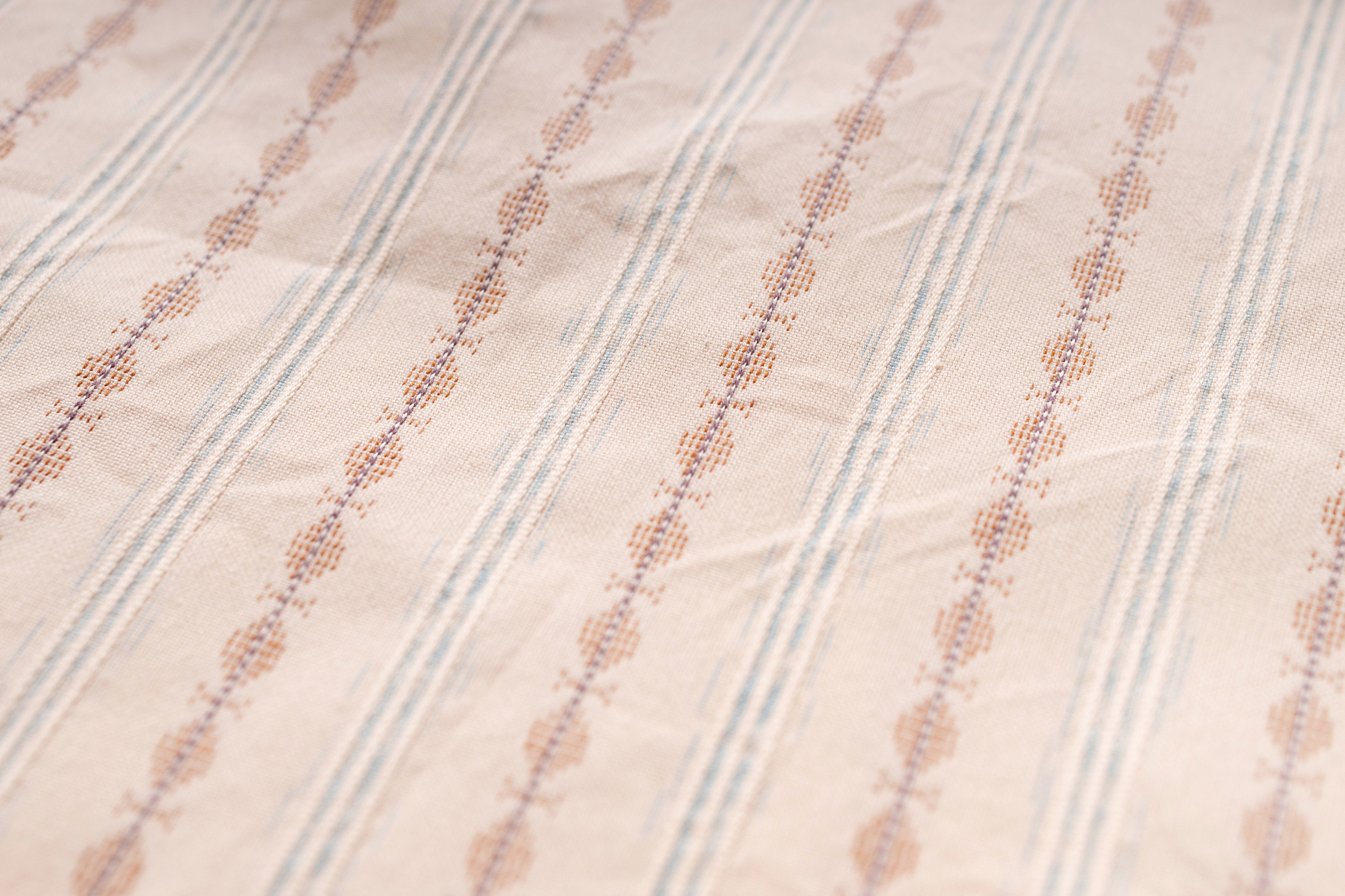 Stand-up Collar Shirt in Beige Texture View