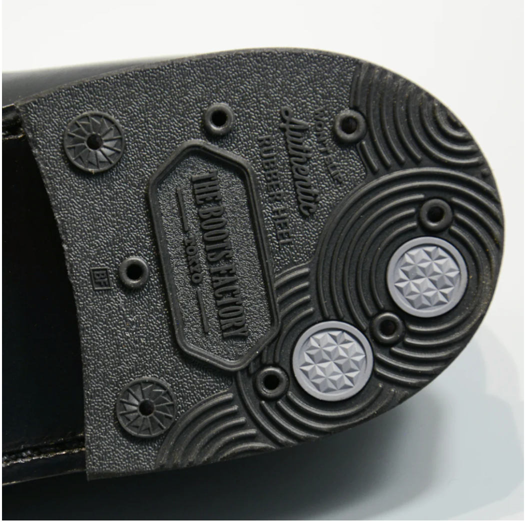 WHEEL ROBE - PUNCHED CAP DERBY BLACK-6